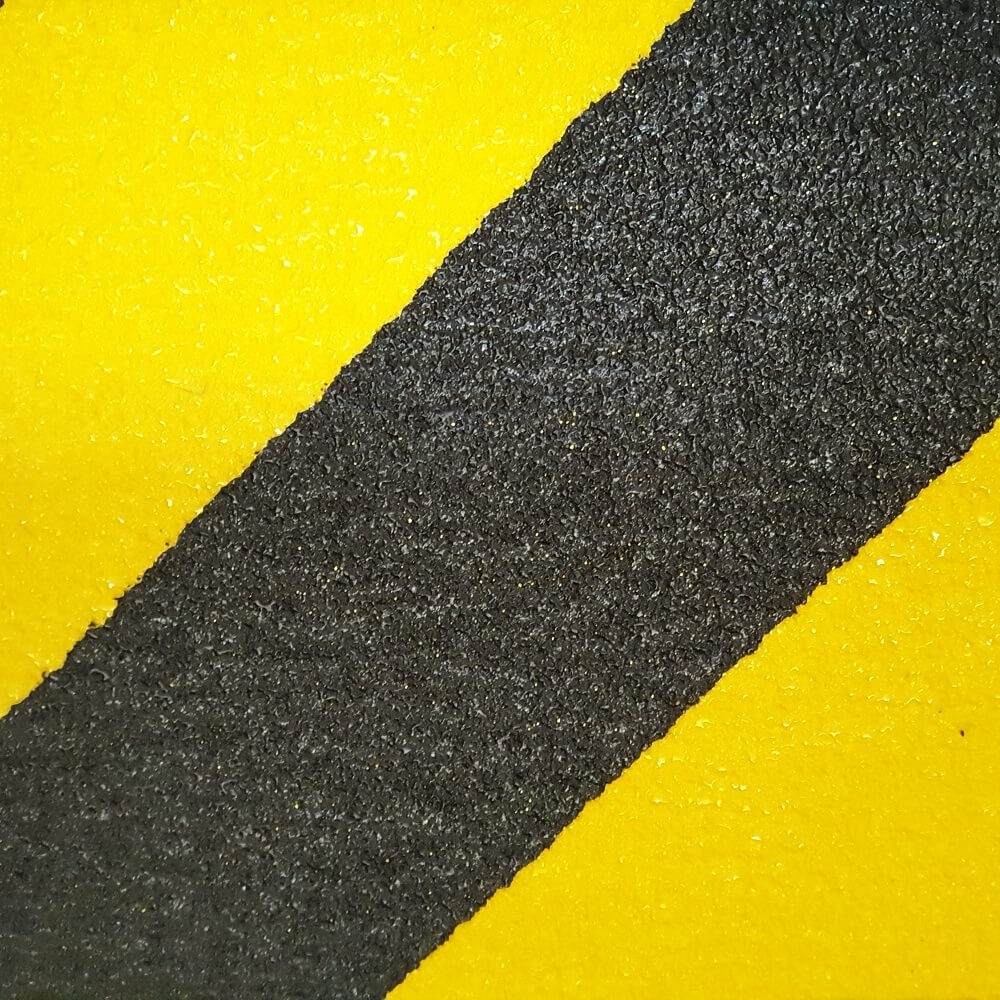 protišmyková páska s hrubým zrnom žlto čierna
